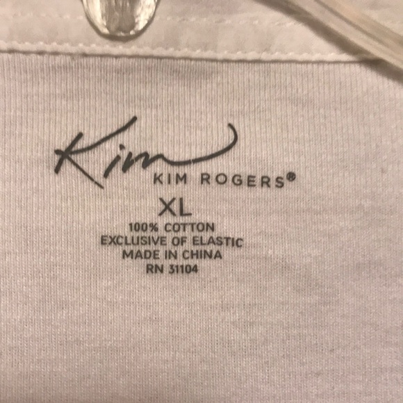 Blouse - Picture 2 of 4